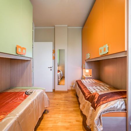 Appartamento A Modena, Comodo A Tutti I Servizi エクステリア 写真